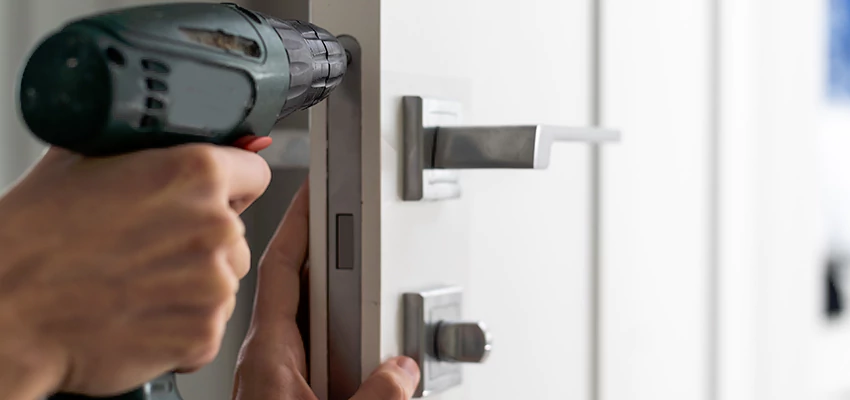 Locksmith For Lock Replacement Near Me in Cherryland, CA