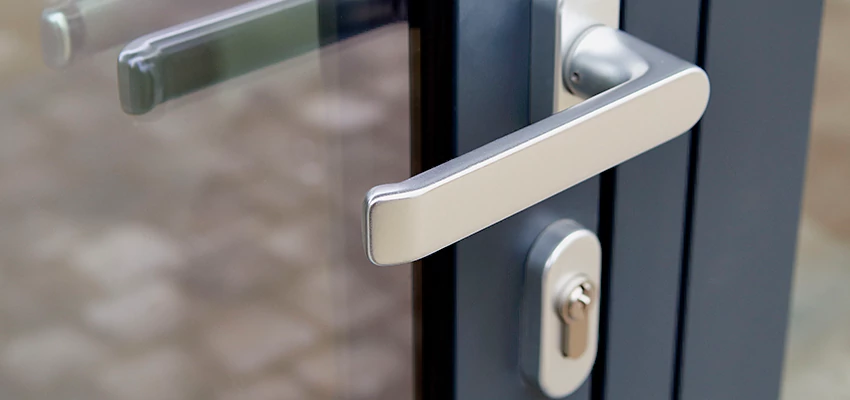 Broken Door Lock Cylinder Repair in Cherryland, California